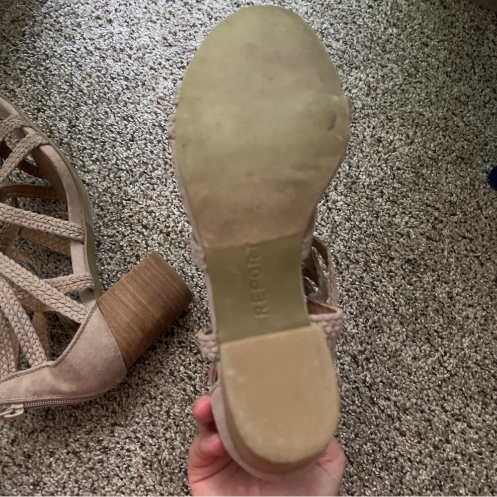 Report Heels - Picture 6 of 7